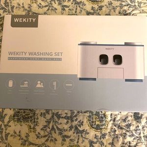 Wekity washing set/toothbrush holder/dispenser